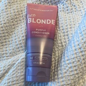 Beachwaver BRB Blonde conditioner
